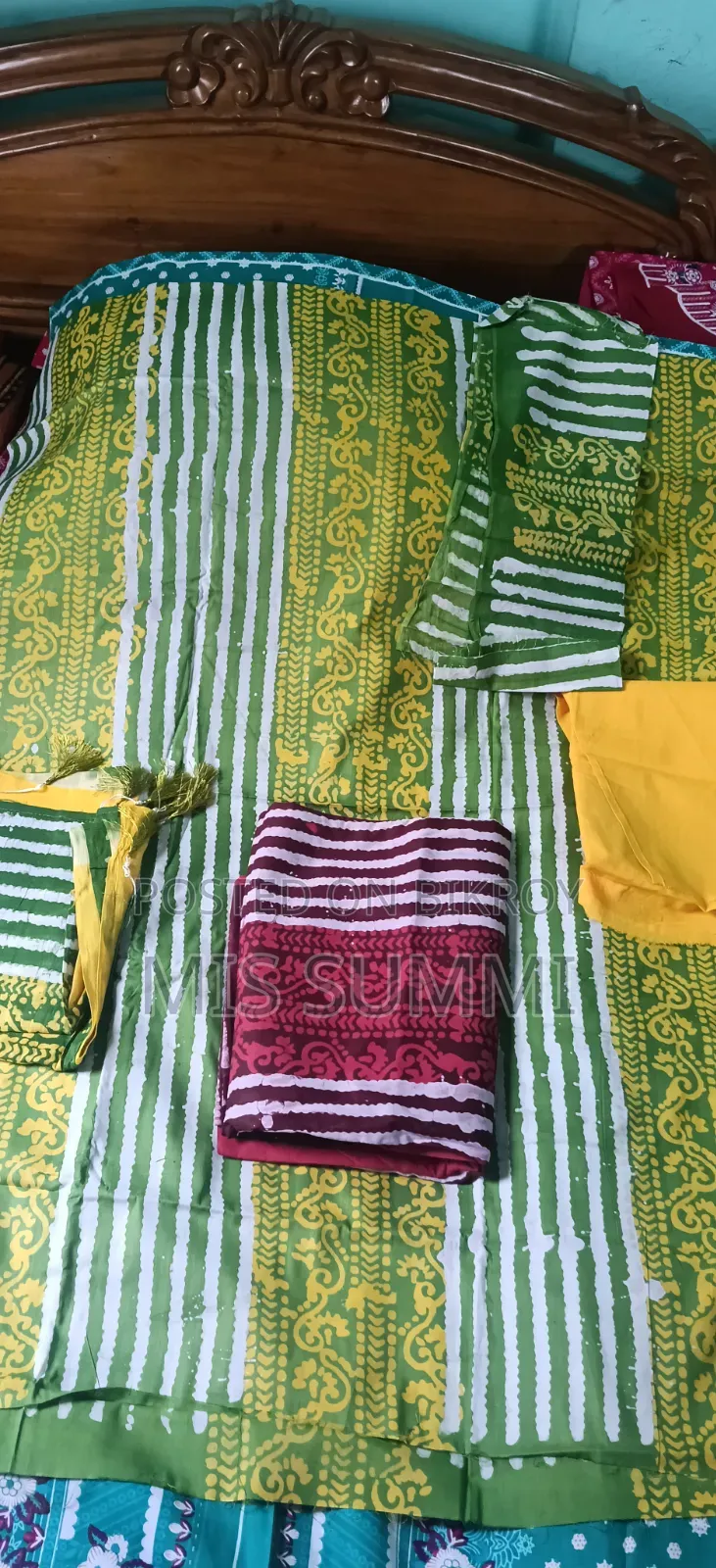 বাটিক থ্রি পিস ২টি কালার হবে।