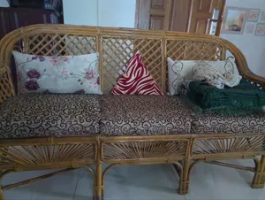 বেতের সোফা