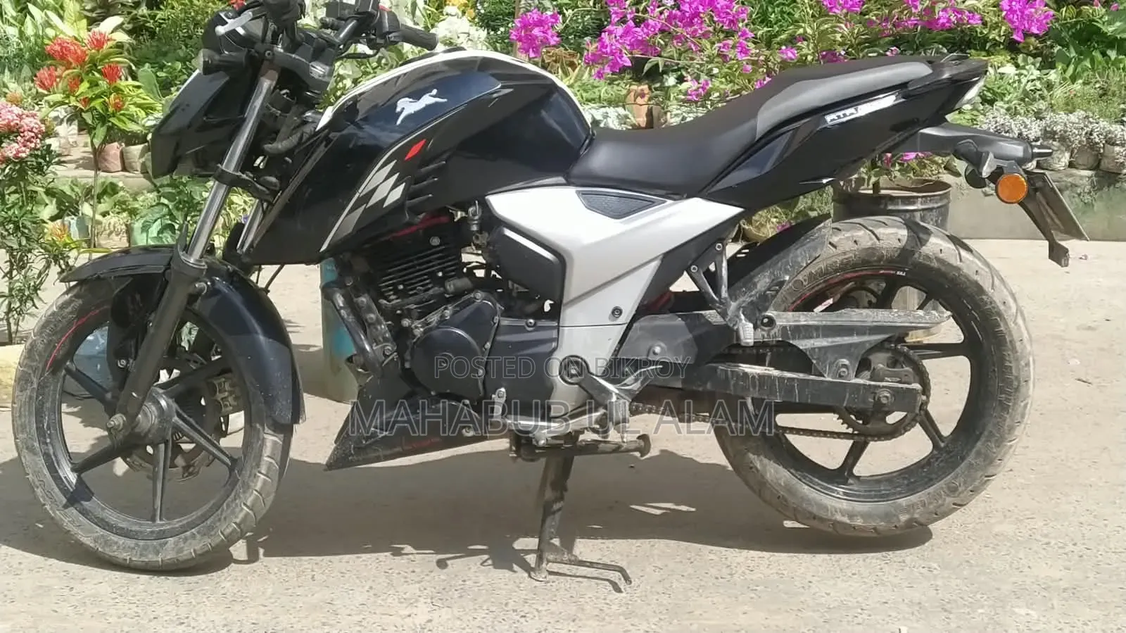 TVS Apache RTR 160 2V ABS 2024 Black