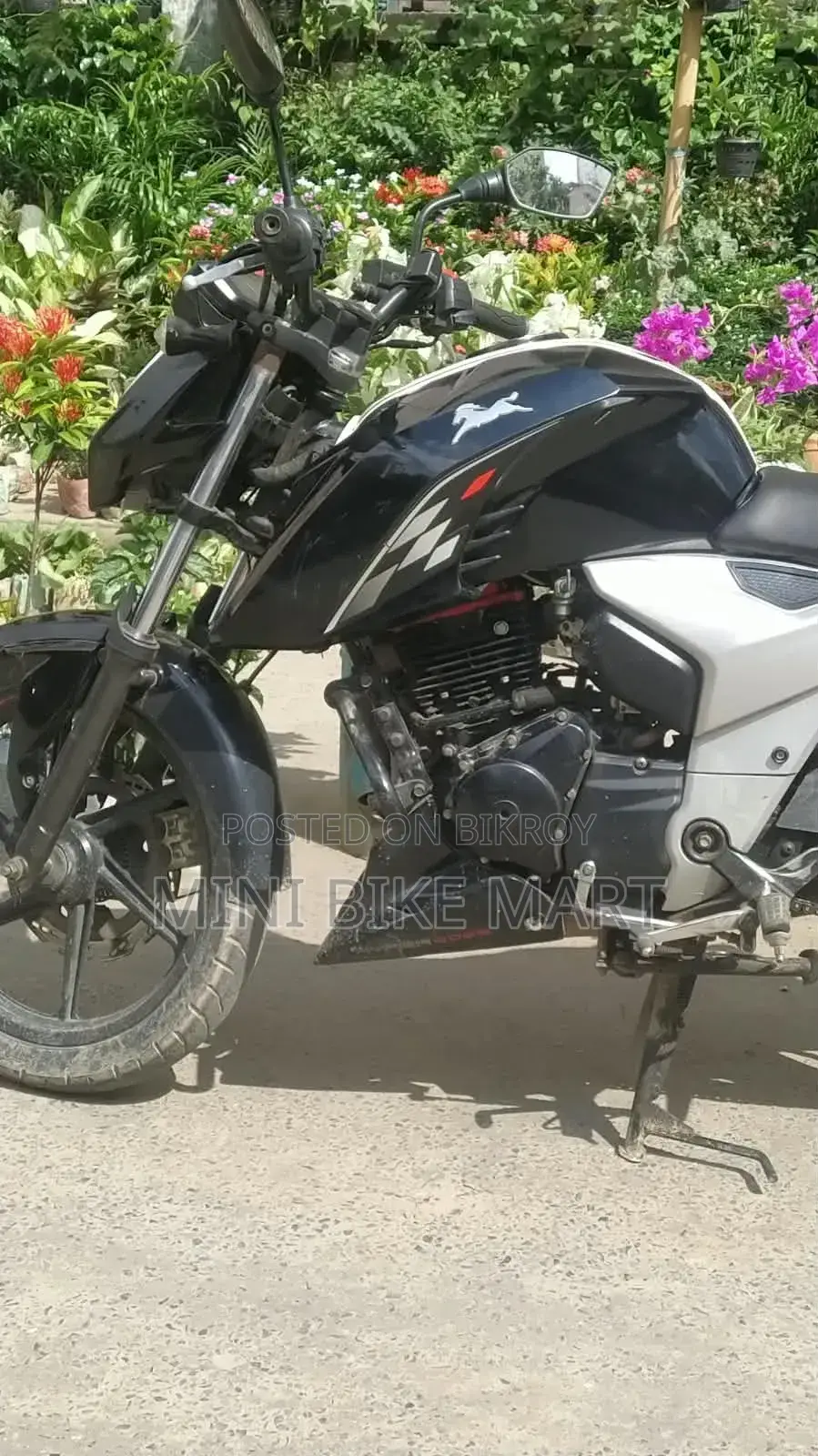 TVS Apache RTR 160 2V ABS 2024 Black