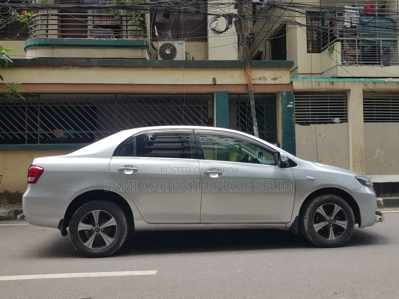 Toyota Axio 2011 Silver