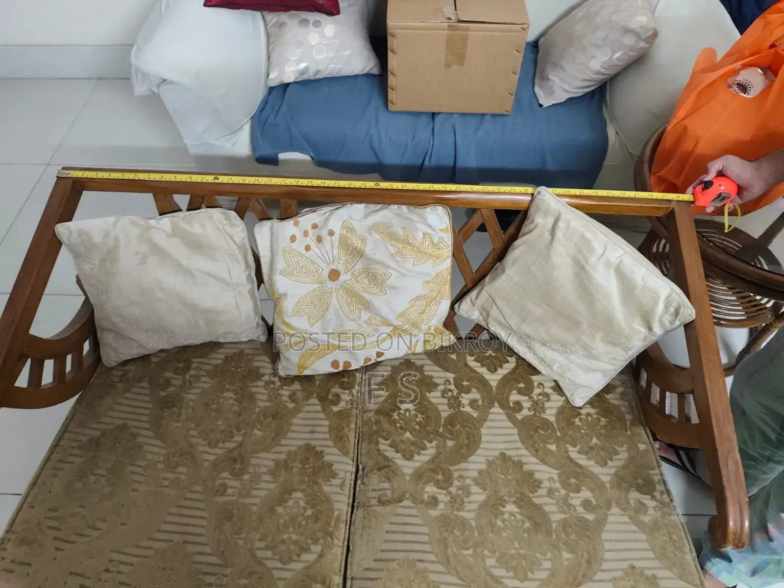 2 Sitter Sofa (Mahogany Wood )