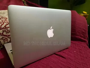 Laptop Apple MacBook Air 2012 8GB Intel Core i5 SSD 128GB