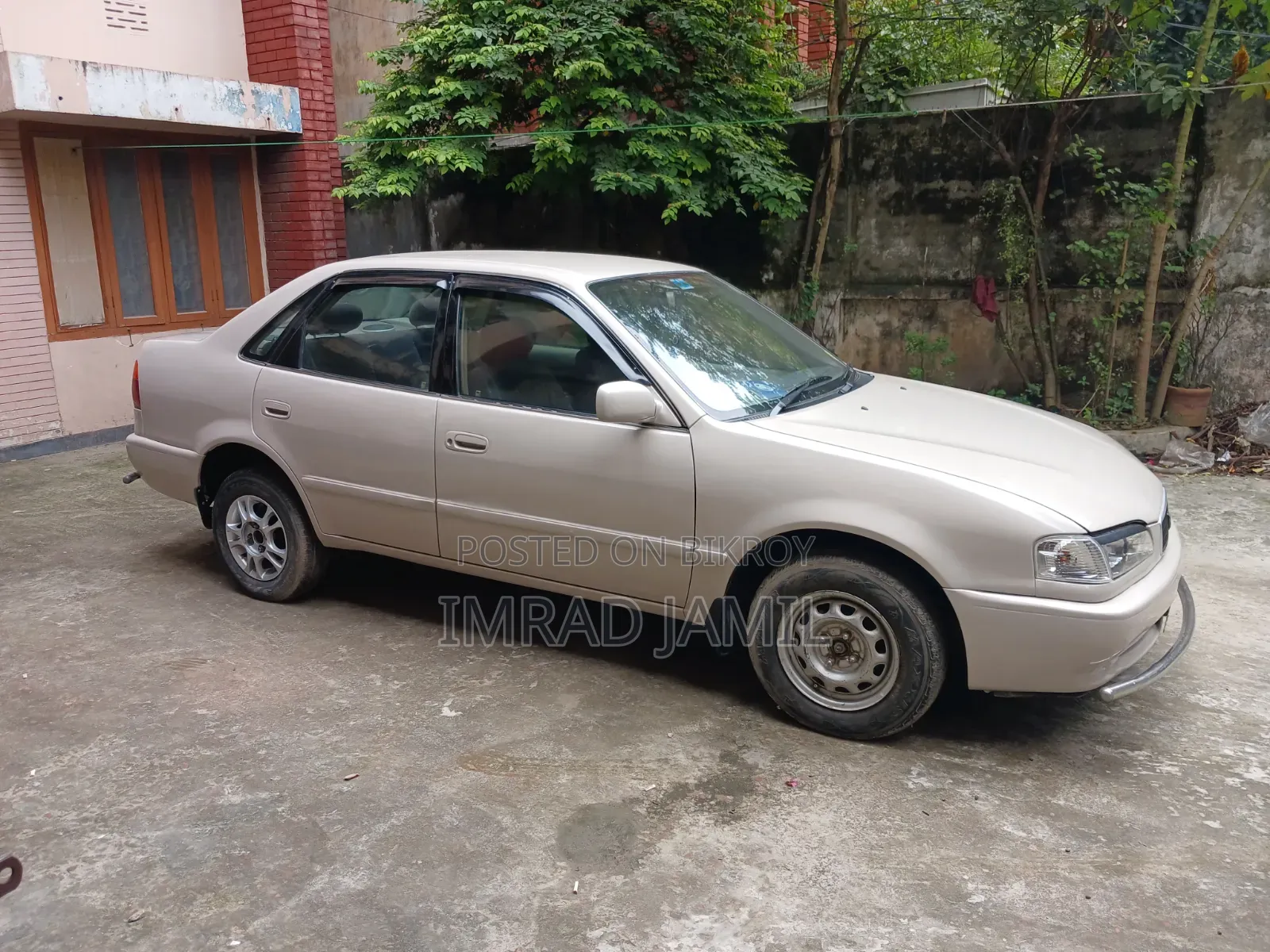 Toyota Sprinter 2000 Silver