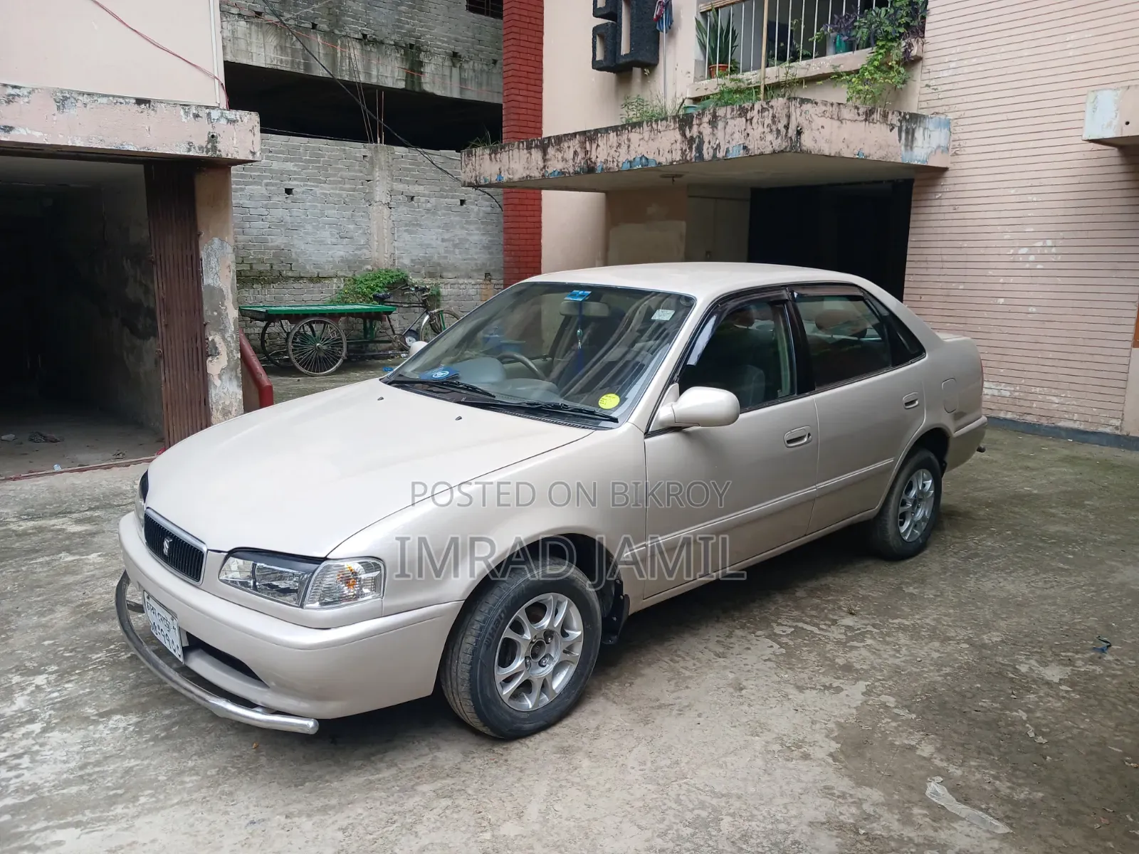 Toyota Sprinter 2000 Silver