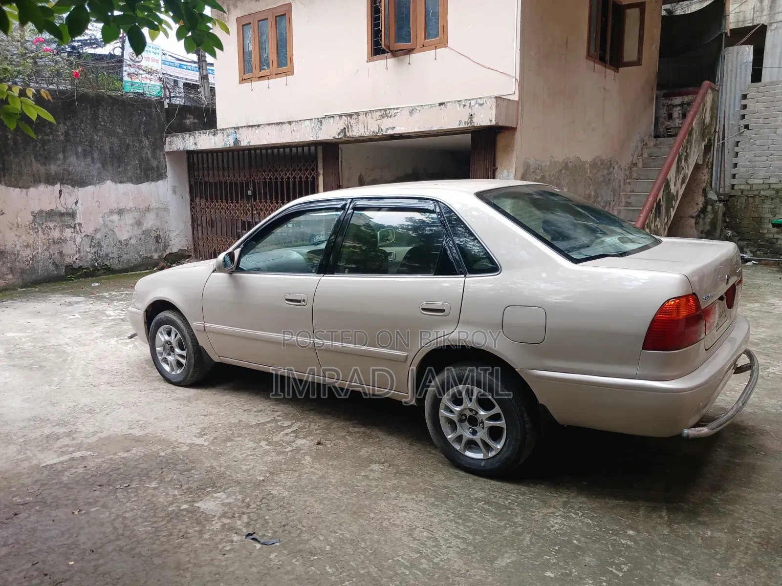 Toyota Sprinter 2000 Silver