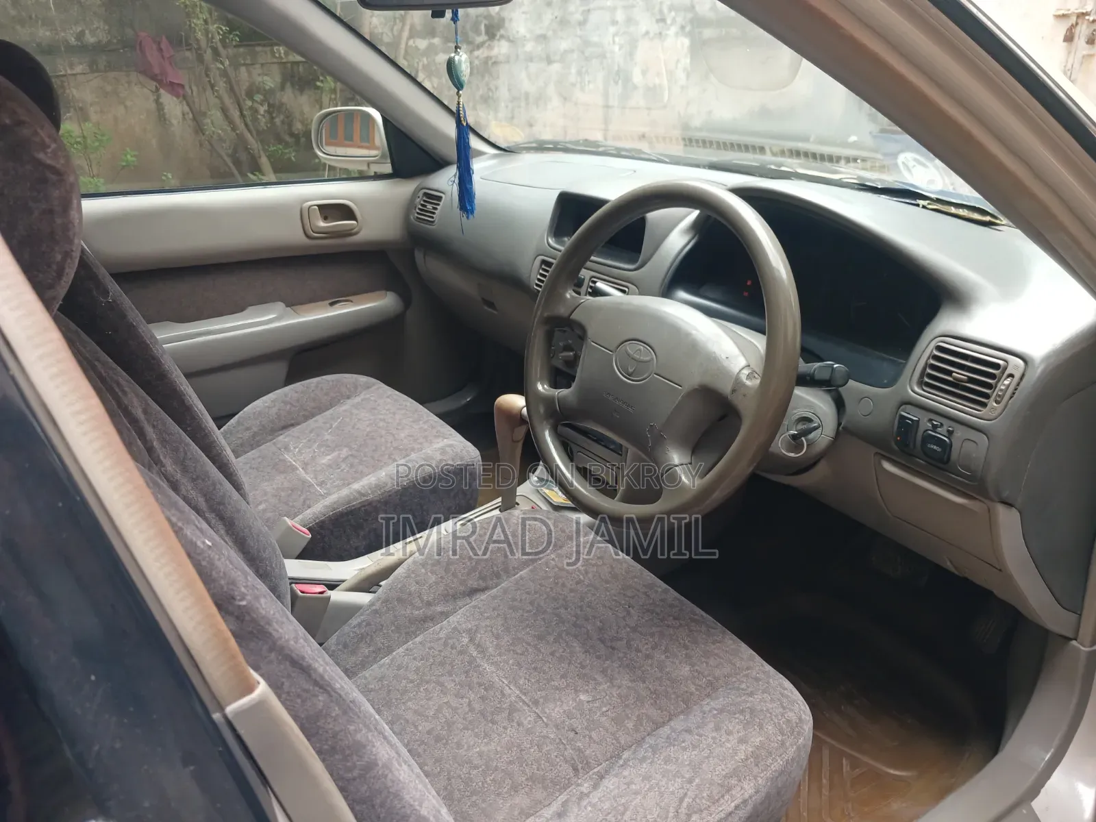 Toyota Sprinter 2000 Silver