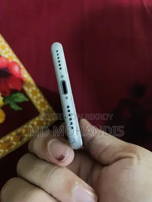 Apple iPhone 7 128 GB White