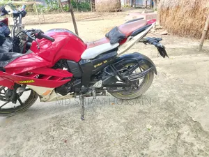 Yamaha FZ 2016 Red
