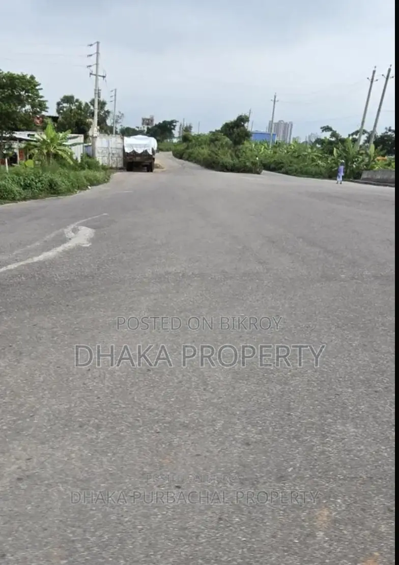 3 Katha South/East Corner Plot With Lake at Sector-15