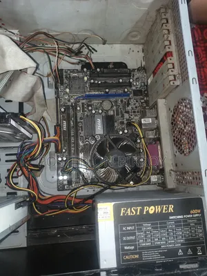 CyberpowerPC Prebuilt Gaming PC GM 7216 6GB Intel Core i5 HDD 256GB