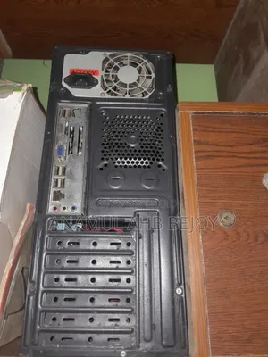 Desktop Computer HP 200 G4 22 All-in-One 4GB Intel Core i5 HDD 160GB