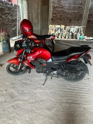 Yamaha FZ 2015 Red