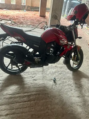 Yamaha FZ 2015 Red