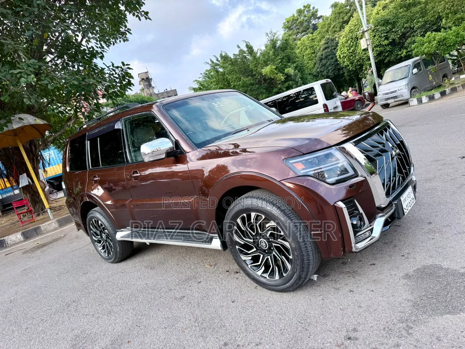 Mitsubishi Pajero 2006 Brown