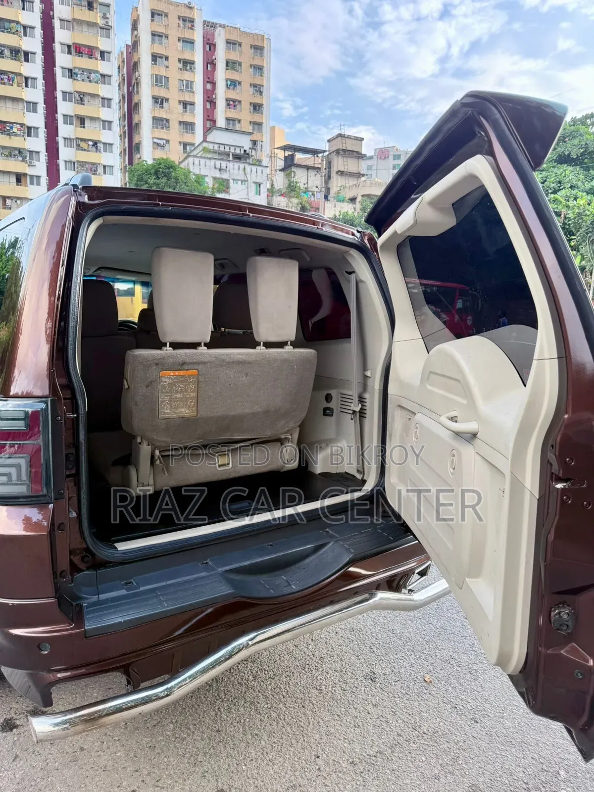 Mitsubishi Pajero 2006 Brown