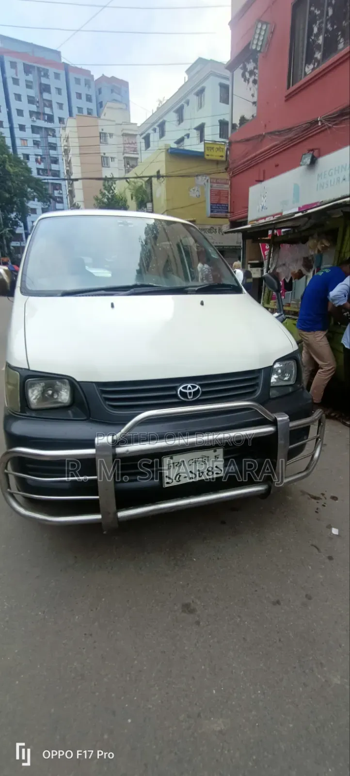 Toyota Noah 2006 White