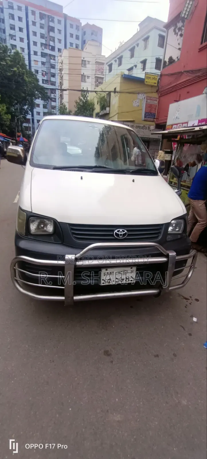 Toyota Noah 2006 White