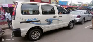 Toyota Noah 2006 White