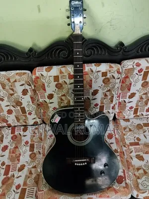 🎸 Acoustic Guitar for Sale – Good Condition