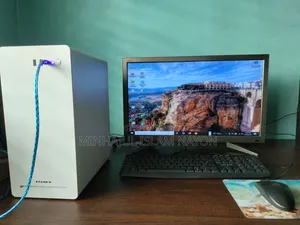 Desktop Computer 8GB Intel Core 7 SSD 128GB