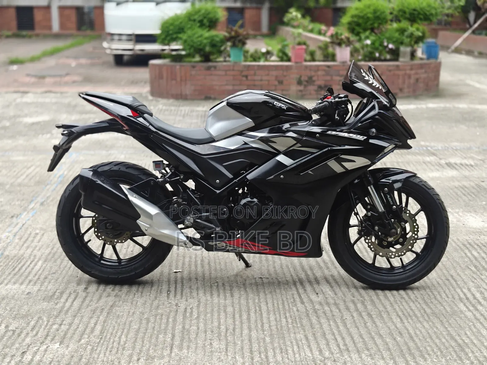 GPX GR200R Dacorsa2 2025 Black
