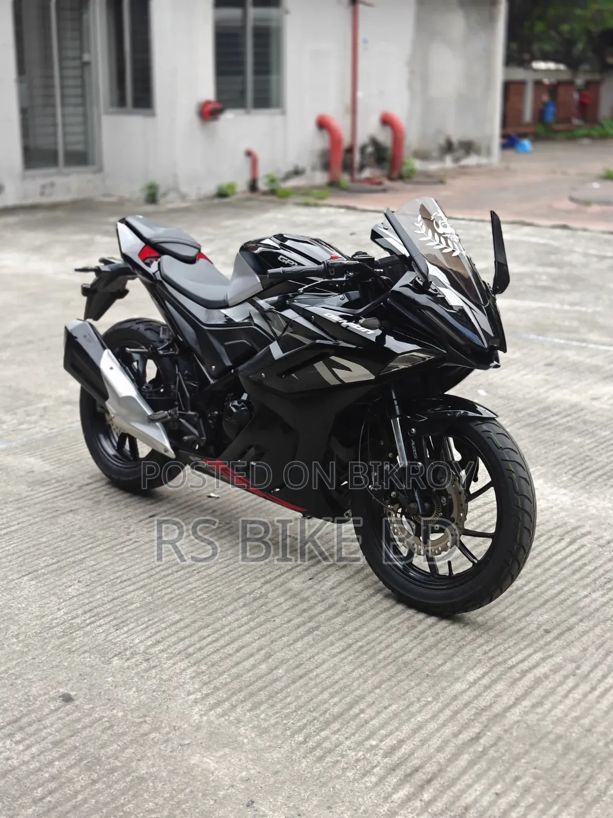 GPX GR200R Dacorsa2 2025 Black