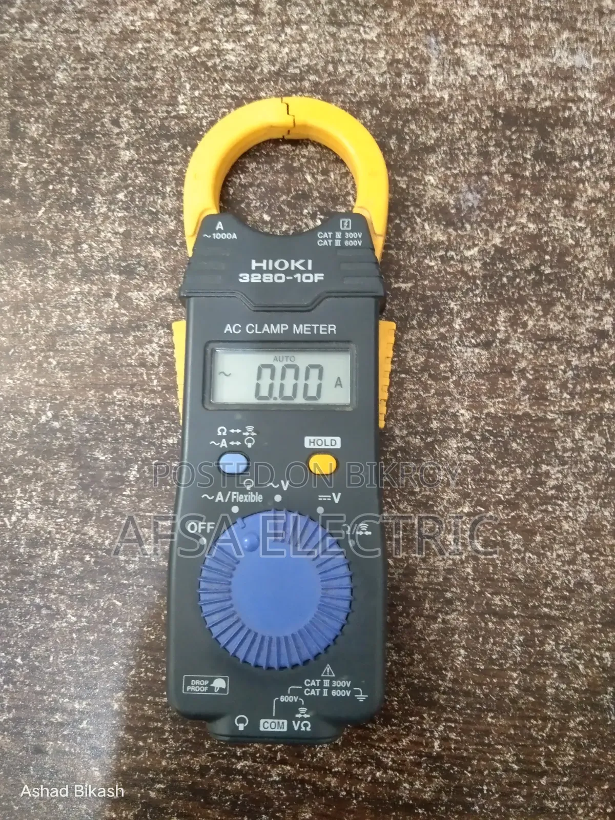 Digital Clamp Meter