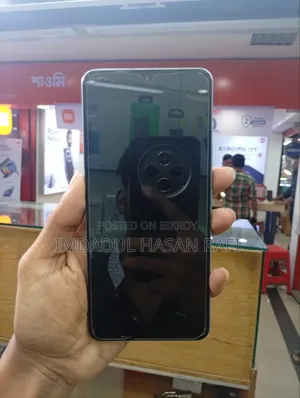 iQOO 128 GB Blue