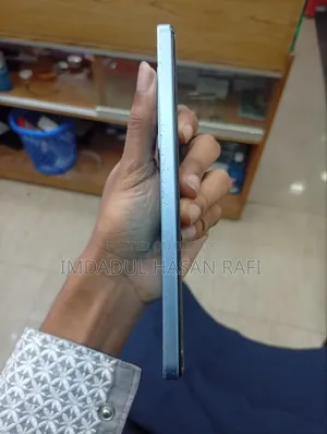 iQOO 128 GB Blue