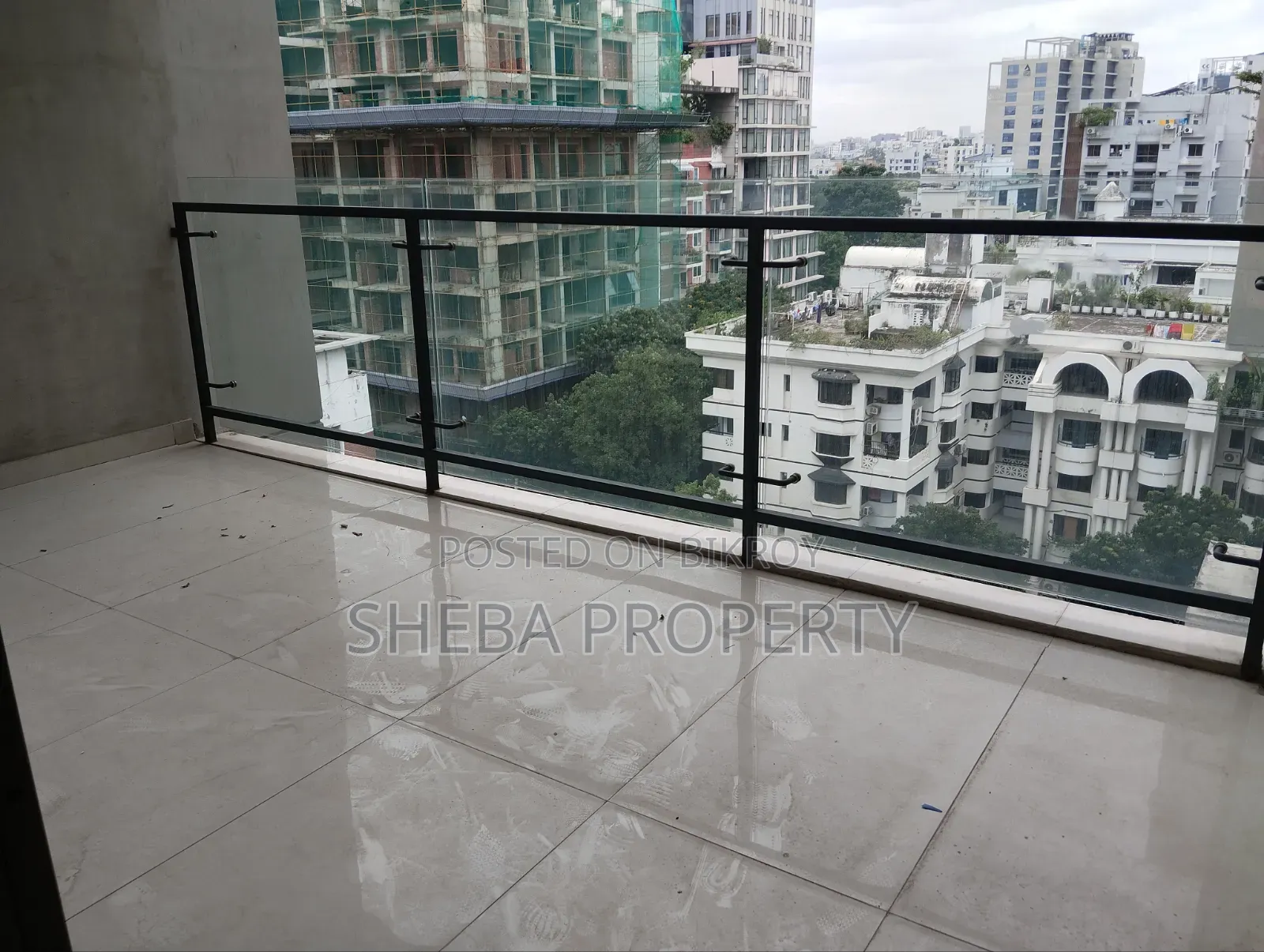 4bdrm Apartment in Gulshan for rent