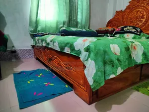 Mehuguni Kath Er Toiri Box Khat