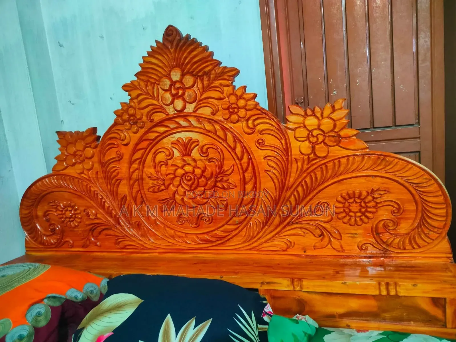 Mehuguni Kath Er Toiri Box Khat