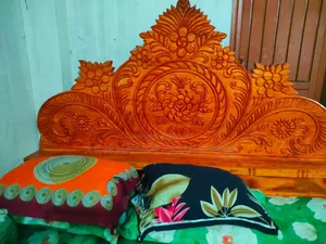 Mehuguni Kath Er Toiri Box Khat