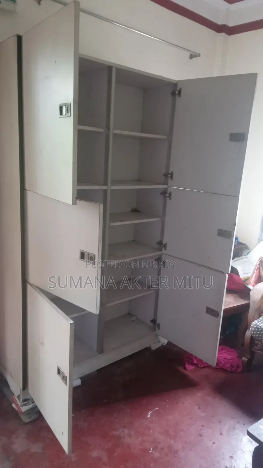 শিপের ৬ থাকের আলমিরা