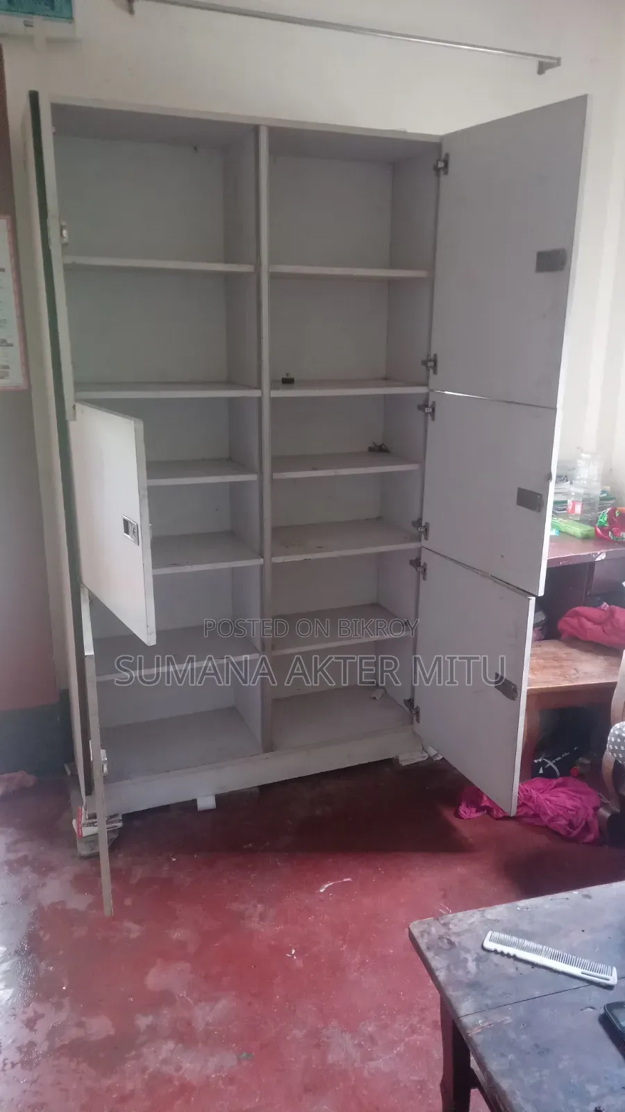শিপের ৬ থাকের আলমিরা