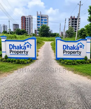 Nearby Park 3 Katha South at Sector-15/F