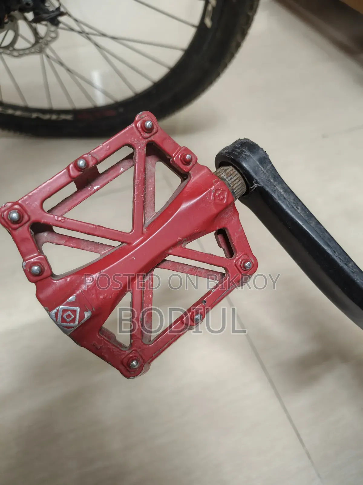 Phoenix Target Cycle With Lock, Bell and Light