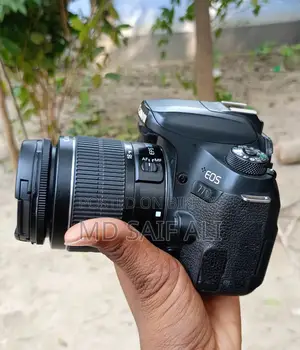 Canon 77D Kit Lanse & 50m.m Prime Lanse