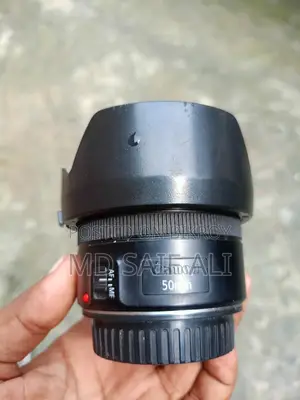 Canon 77D Kit Lanse & 50m.m Prime Lanse