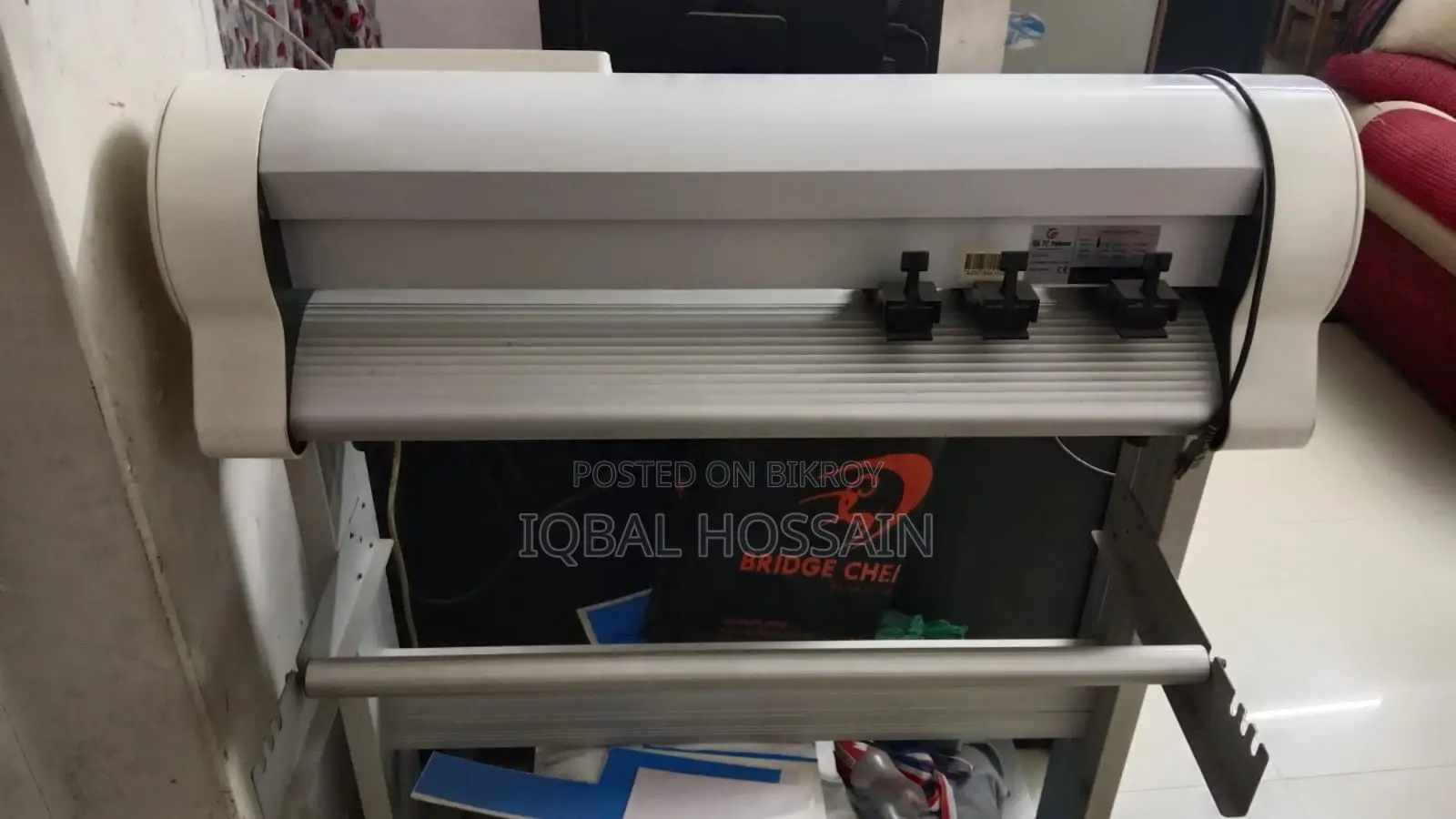 Vinyl Cutting Machine