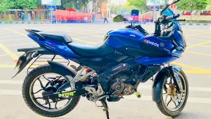 Bajaj Pulsar 150 2016 Blue