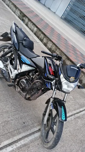 Bajaj 2017 Black