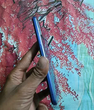 Vivo Y21 64 GB Blue