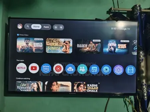 Selling: Singer Primax Series 43" 4K Smart TV (Like New)