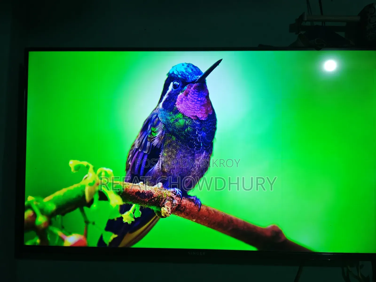 Selling: Singer Primax Series 43" 4K Smart TV (Like New)
