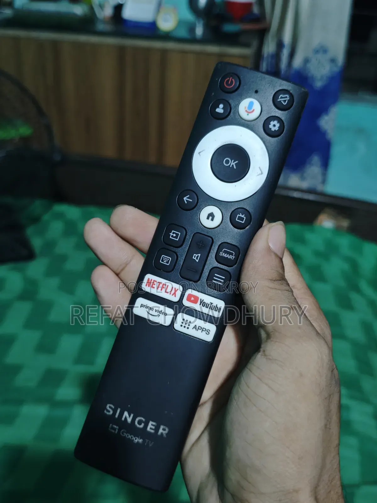 Selling: Singer Primax Series 43" 4K Smart TV (Like New)