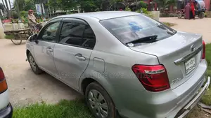 Toyota Axio 2015 Silver