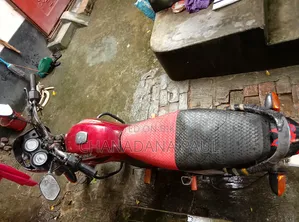 Hero Dawn 100 2015 Red