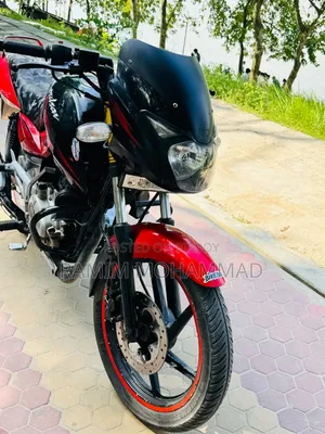 Bajaj Pulsar 150 2015 Black